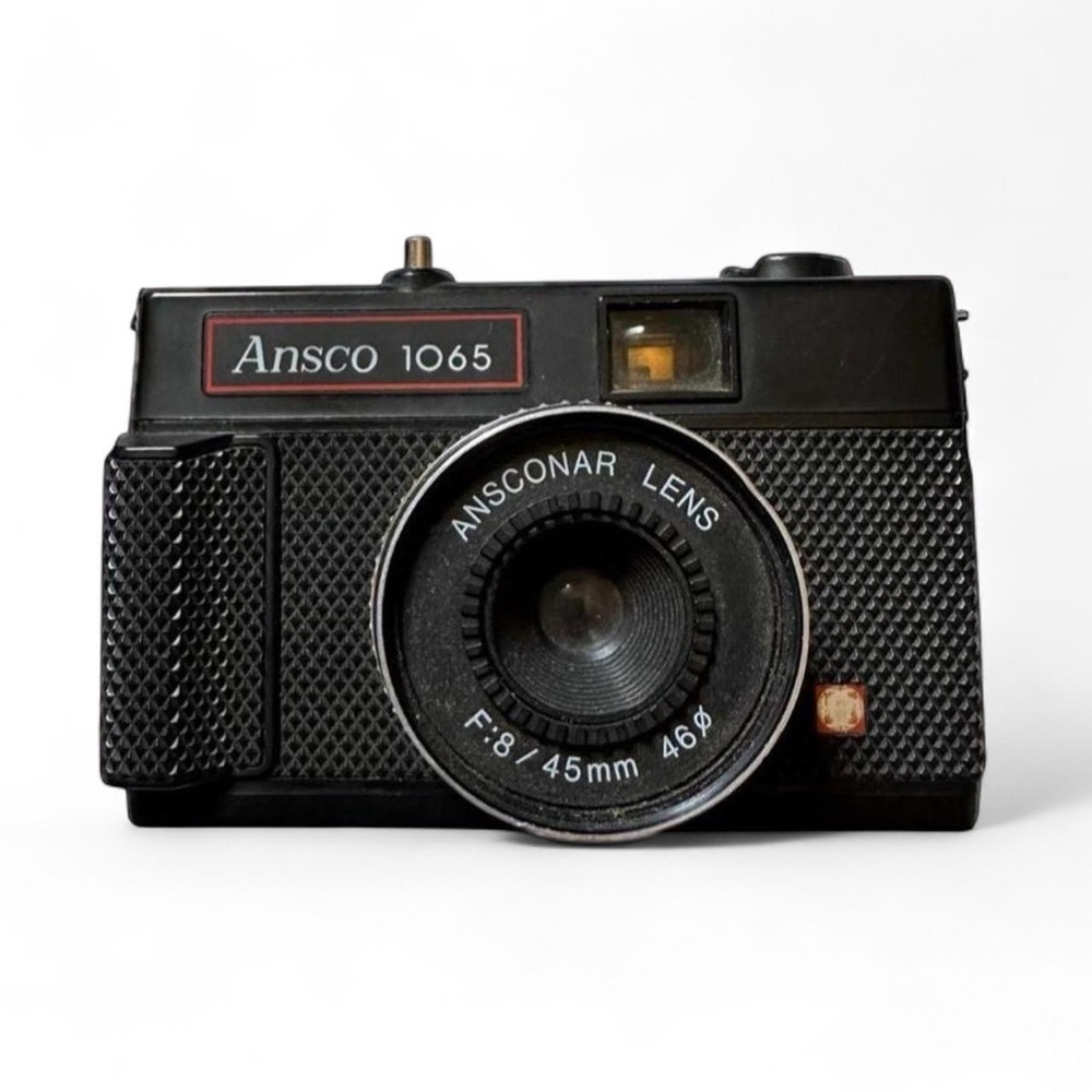 Ansco 1065 Black 45mm lens 35mm Film Camera